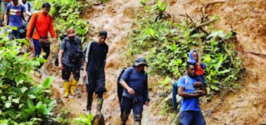 migrantes Haití y Ecuador