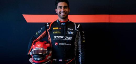 Piloto ecuatoriano Juan Manuel Correa