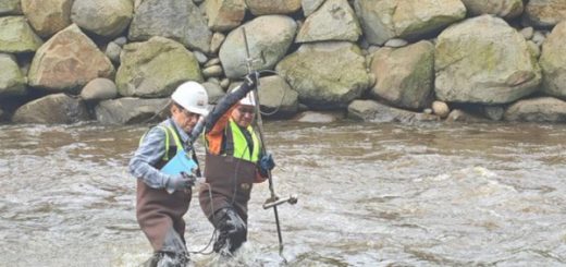 Monitorean caudal ríos de Cuenca