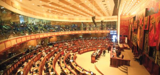 no se recomienda remoción del presidente