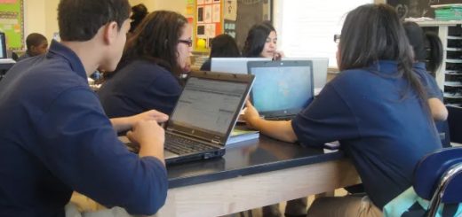 Becas Excelsior para estudiantes de bajos recursos