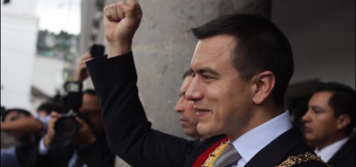 La aprobación del presidente Daniel Noboa está en 59%, según encuesta de Comunicaliza