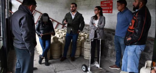 Cuenca: Vendían cilindros de gas a un precio superior al oficial