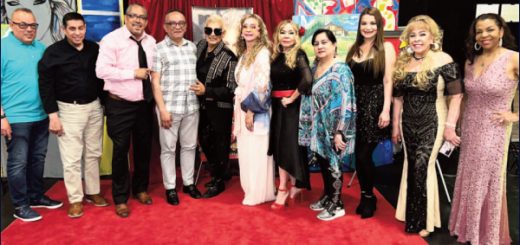 El afamado Fernando Bernierd hizo el lanzamiento de su libro “Un libro abierto seré” en New York