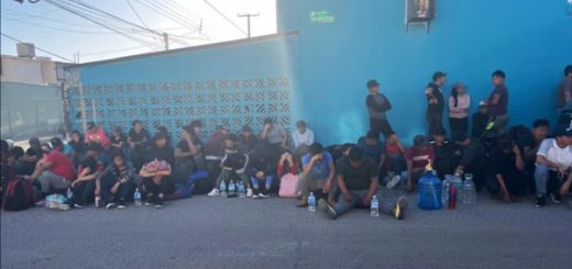 Ecuatorianos entre los 104 migrantes rescatados de una casa en Ciudad Juárez