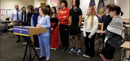 Nueva York casi listo para regular la privacidad y el acceso de los menores de edad a las redes sociales