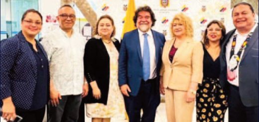 El Consulado del Ecuador en Queens recibió al Rector de la Universidad Central del Ecuador