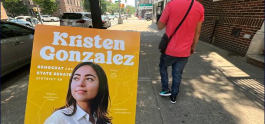 Latinos dan la pelea en contiendas políticas por la Asamblea y el Senado estatal en Queens y El Bronx