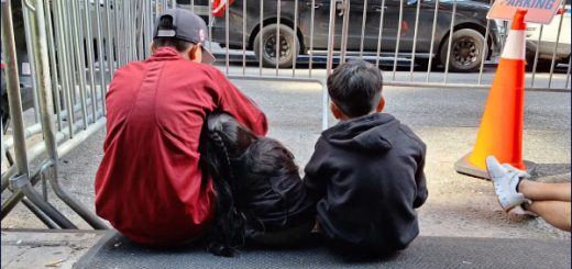 Autoridades educativas se preparan para arrancar el tercer año escolar influido por la crisis migratoria