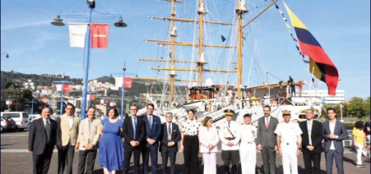 El barco escuela Guayas en puerto Bilbao