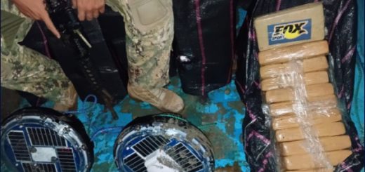 Manabí: Militares se enfrentaron a una veintena de sujetos que descargaban droga en Portoviejo