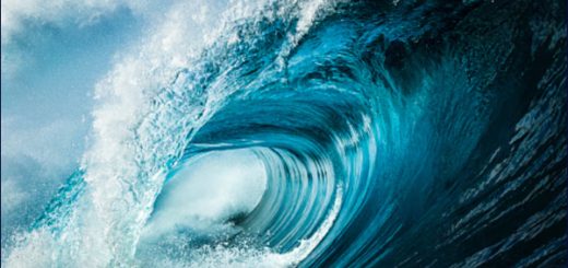 Olas de casi 2 metros se esperan en las playas del Ecuador