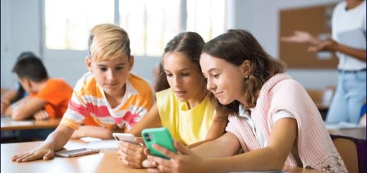 prohibir uso celulares en aulas