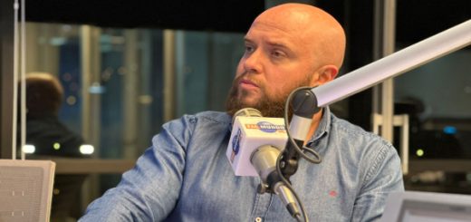 Reinaldo Armijos asegura que EP Petroecuador busca polemizar los cambios en su normativa, y califica de irresponsables sus declaraciones