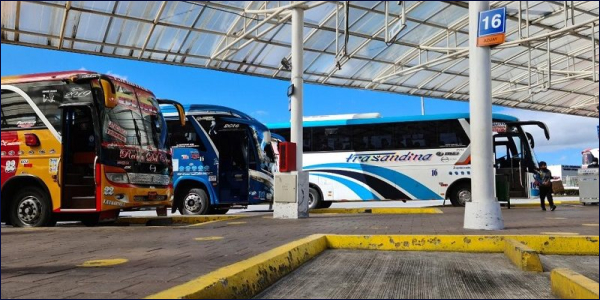 Transportistas y el Gobierno acuerdan créditos para renovación de flota y capital de trabajo con tasa preferencial