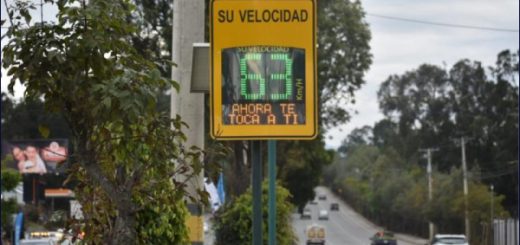Estas son las 24 ciudades en las que la Comisión de Tránsito suspenderá los fotorradares