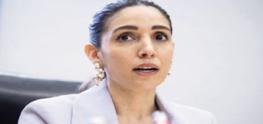 Ecuador aspira a superar "tarjeta amarilla" de la UE a pesca no declarada ni reglamentada