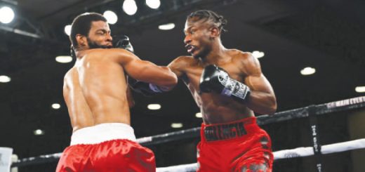 El boxeador ecuatoriano Jean Pierre Valencia pelea el 12 de octubre en Newark en el Prudential Center