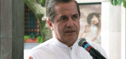 Ricardo Patiño sale de la lista de candidatos a asambleístas nacionales de la RC5